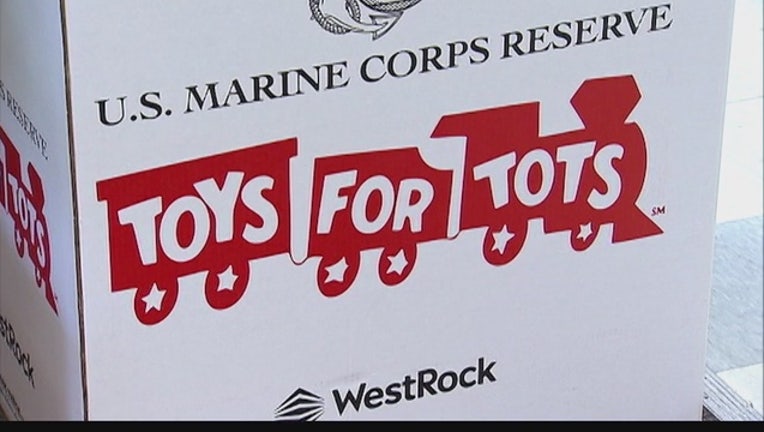 toys-for-tots_1449749869386.jpg