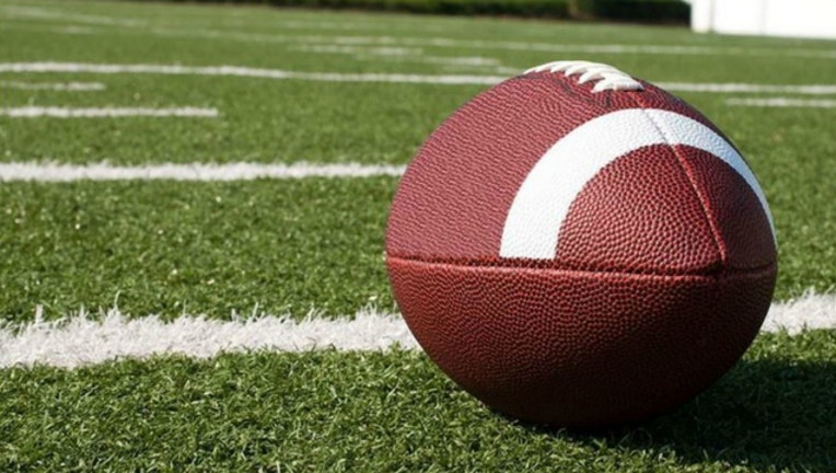 fe499441-FOOTBALL FIELD stock image