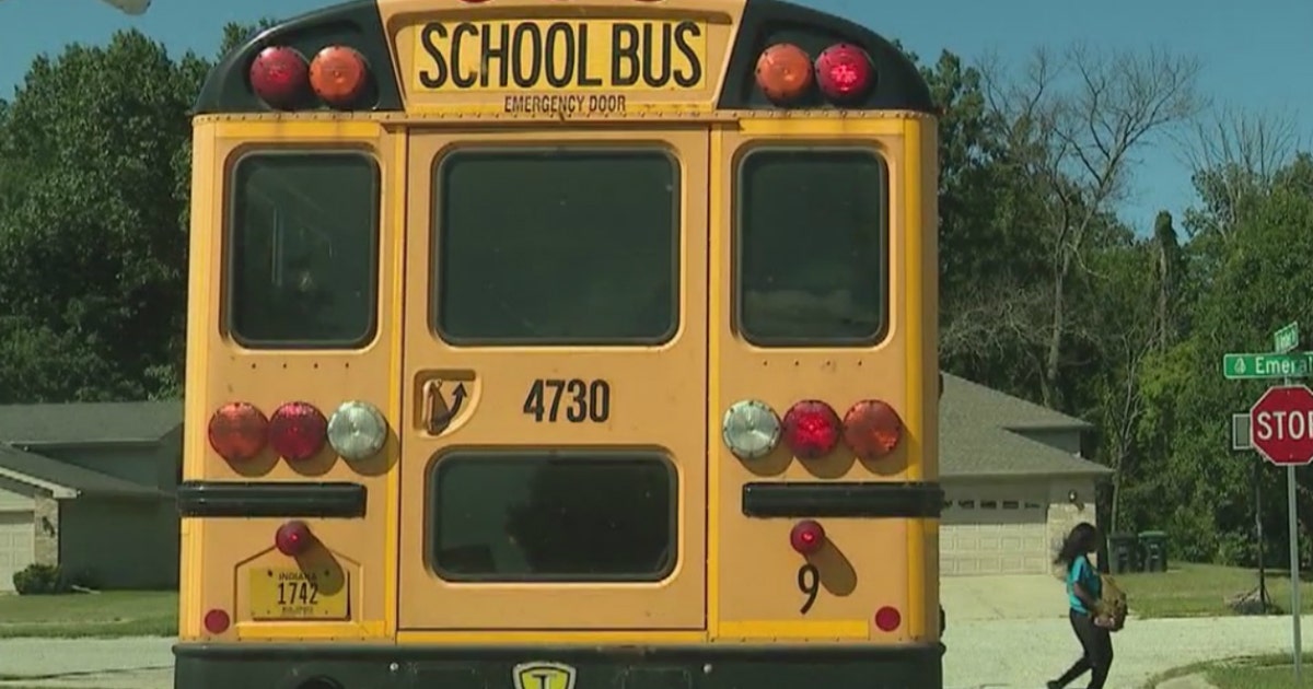 Police cracking down on cars driving past stopped school buses | FOX 32 ...