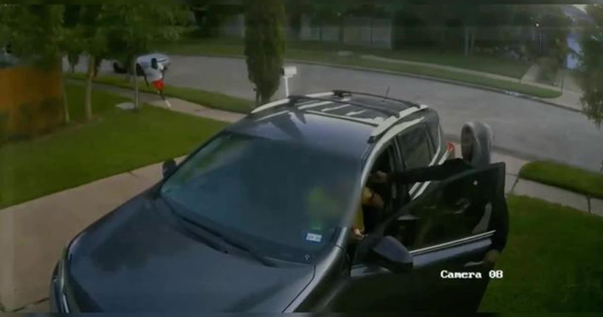 Man carjacked at gunpoint in Houston; police search for suspects | FOX ...