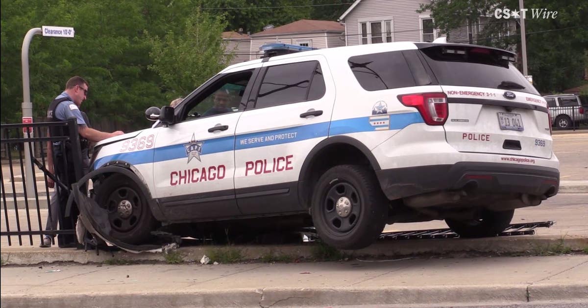 Three injured in Englewood crash including two CPD officers | FOX 32 ...