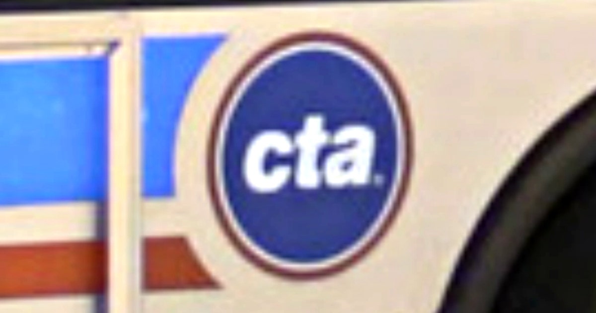 Man stabbed during argument on CTA bus in West Town