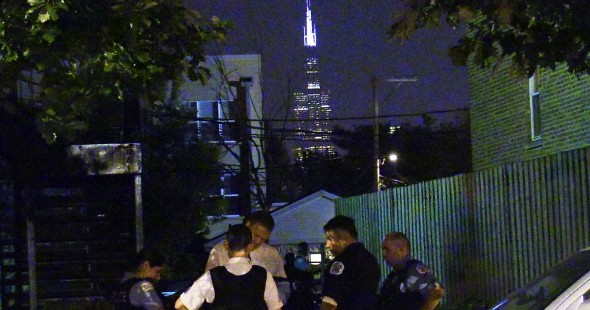15 shot, 2 killed Tuesday in Chicago shootings | FOX 32 Chicago