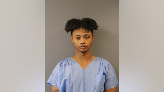 Chicago man followed teen off bus before sexually assaulting her in Burbank alley: police