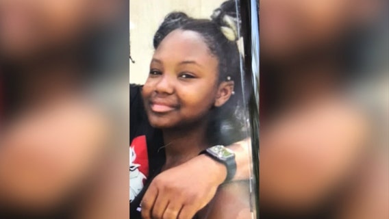 Girl, 14, missing from suburban Chicago