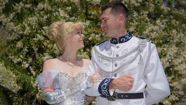Woman born with congenital amputation dresses as Cinderella with glass arm