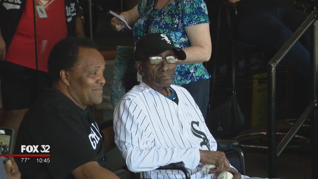 112-year-old White Sox fan enjoys day at the ballpark