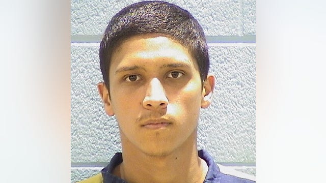 Man charged in fatal Logan Square stabbing