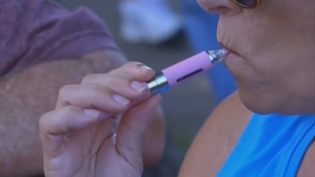 Second Illinois resident dies from vaping, state officials say