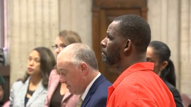 Judge won't return R. Kelly bond money to woman who paid it