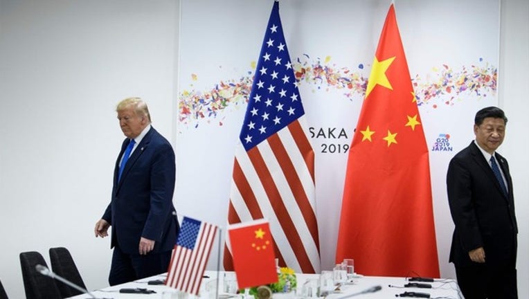 Trump_says_he_ll_impose_new_10__tariffs__0_20190801190535-400801