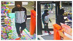 Duo robs 7-Eleven at gunpoint in suburban Chicago, police say