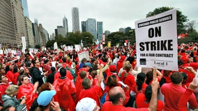 Very few workers crossed picket lines during Chicago teacher strike, report shows