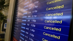 More than 400 flights canceled at Chicago's O'Hare and Midway Airports on Christmas Eve