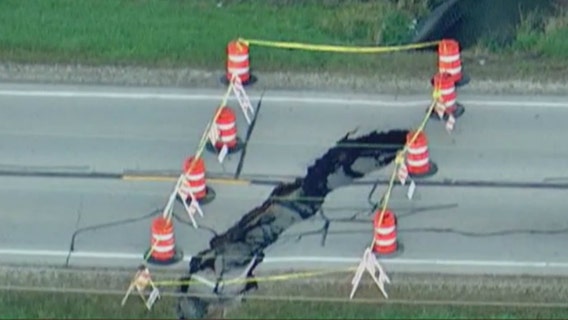 Sinkhole swallows part of road in New Lenox