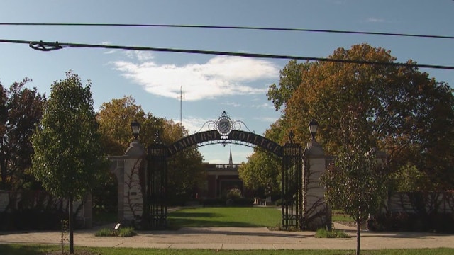 Elmhurst College to reopen after threatening graffiti found, investigation continues