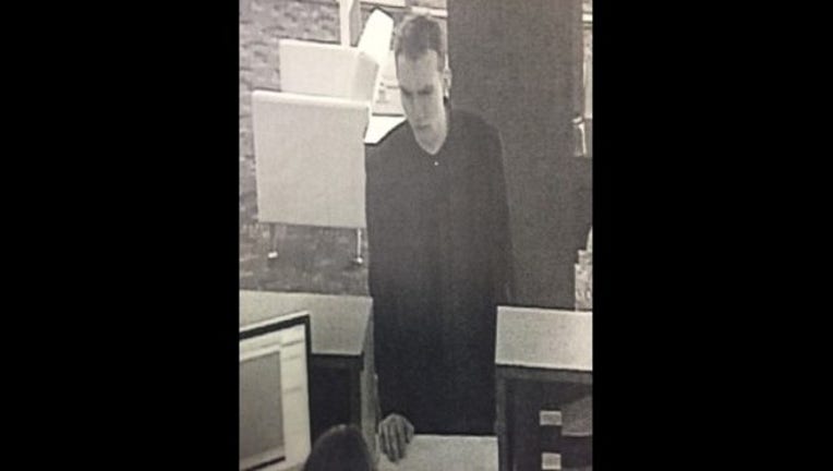 7f157042-Bank-Robber-1325-Howard-3-18-16-Evanston