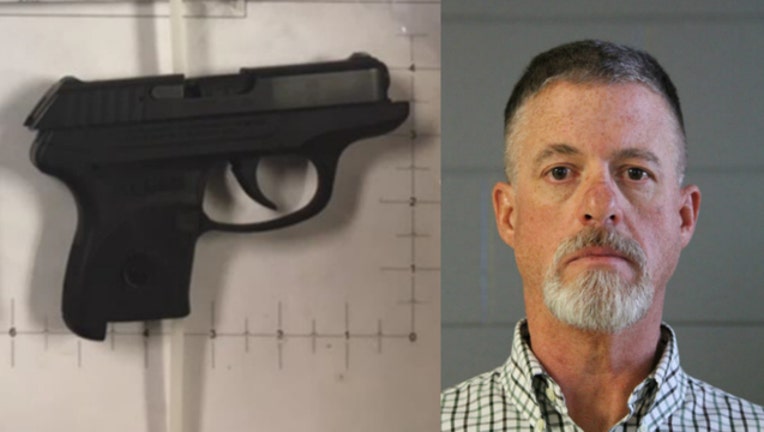 4dfdc9c5-midway gun_1521576173105.jpg.jpg