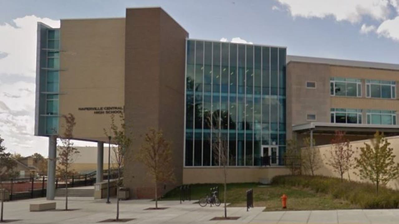 Naperville District 203 Teachers Authorize Strike Ahead School Start