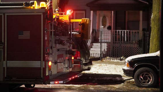 19 displaced in Brighton Park fire