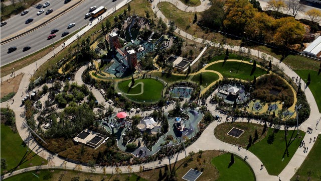 Man damages Maggie Daley Park golf course