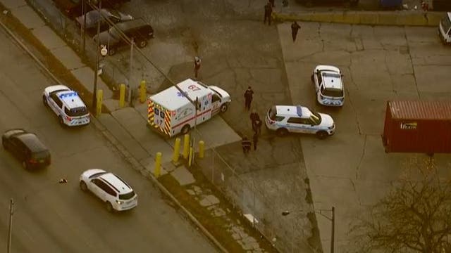 Armed robbers enter Lawndale warehouse, round up employees getting ready for work, police say