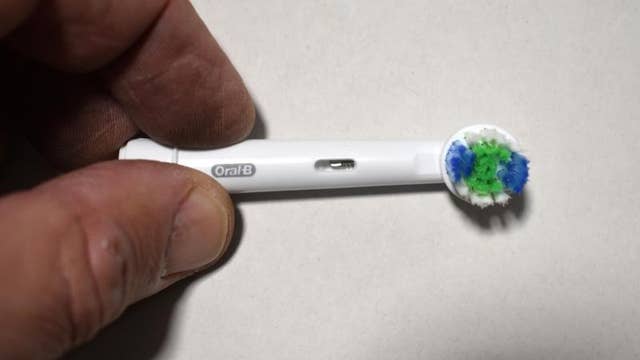 20,000 counterfeit Oral-B toothbrush heads from China seized