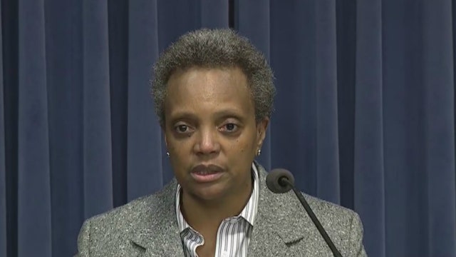 Chicago mayor pleads case in Springfield on casino, budget