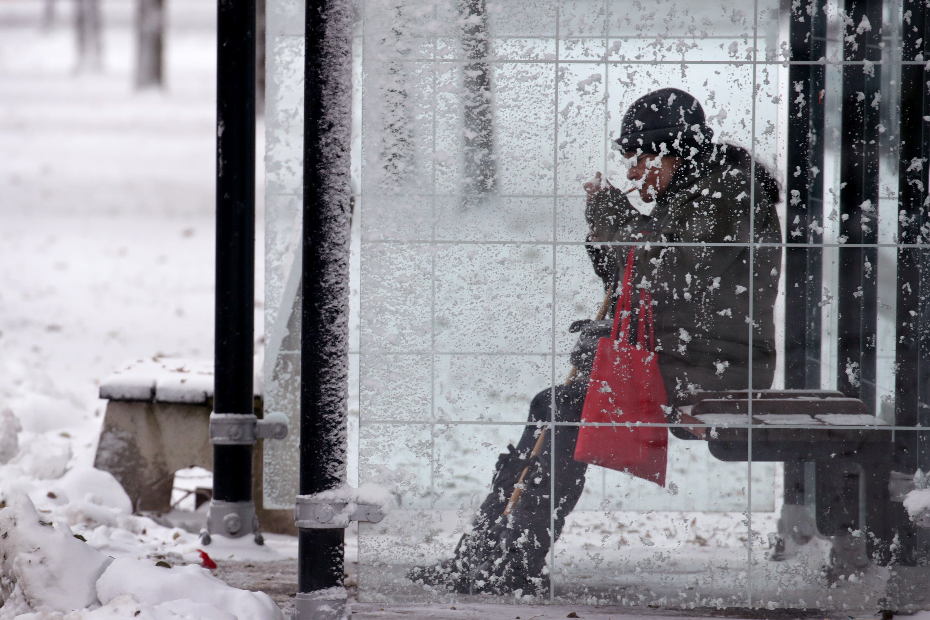 Chicago weather: Snow returns today with advisory