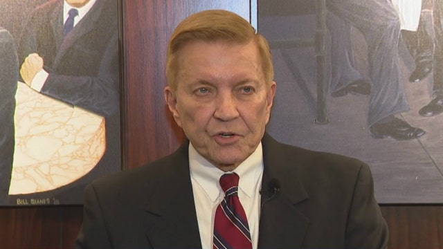 Former Chicago alderman running for top county prosecutor