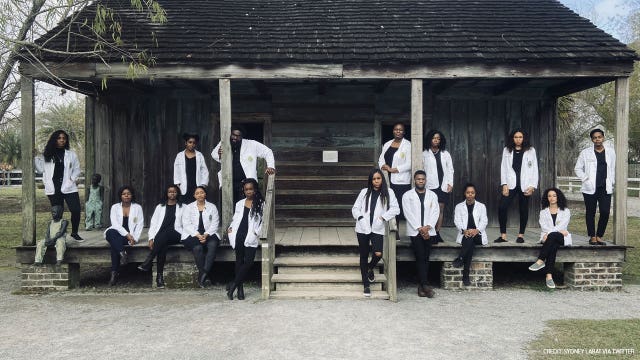 Black Tulane med students take powerful photo at former slave quarters: ‘Resilience is in our DNA’