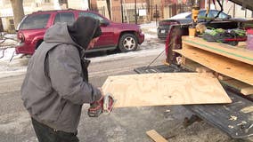 Across Chicago, people working outside face dangerous cold