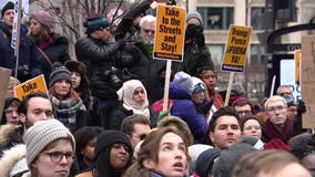 Thousands protest in Chicago and across country against Trump's actions in Iran