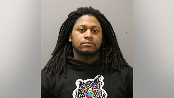 Man charged with fleeing traffic stop, hitting officer with vehicle in Washington Heights