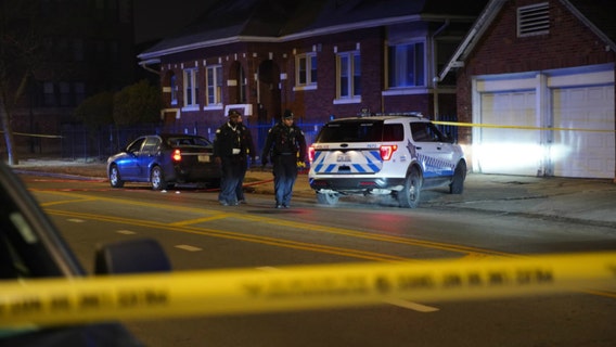 Gunman kills woman sitting in car in possible drug deal gone bad on South Side