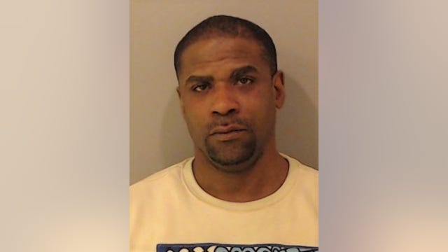 Chicago man charged with stealing $50k worth of diamonds in Gurnee