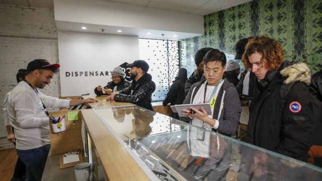 Illinois recreational marijuana sales on fire in first year of legalization