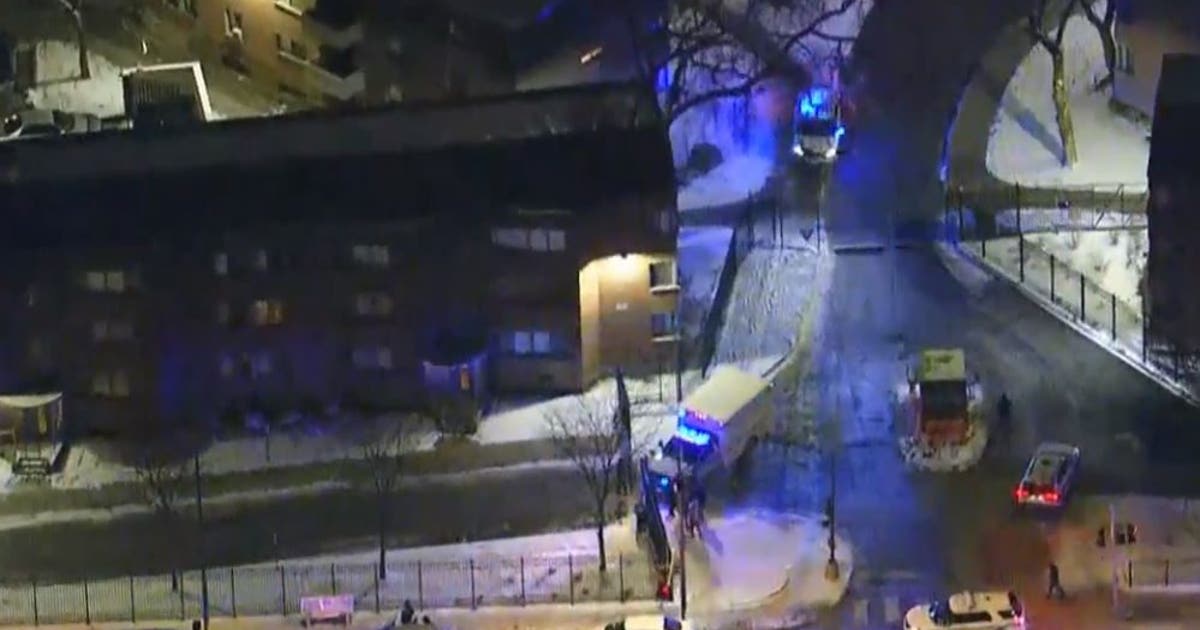 3 teens among 6 wounded in South Side shooting | FOX 32 Chicago