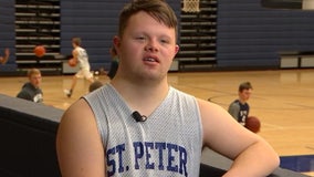 'MVP Mason' of St. Peter celebrates buzzer-beater shot with community, teammates