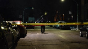 Man killed, 7-year-old girl hurt in Humboldt Park shooting: police