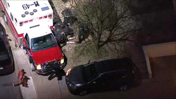 Man steals ambulance, leads Philadelphia police on wild chase