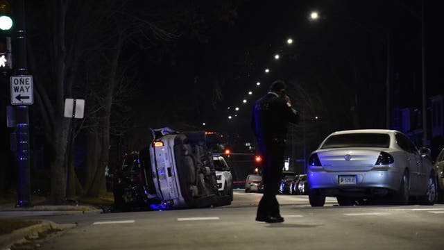 2 Chicago police officers hurt in South Chicago rollover crash