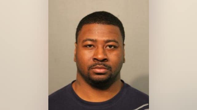 Man charged in East Garfield Park barbershop shooting that wounded 5, including 3 children