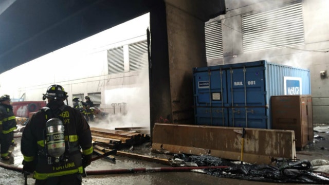 Lake Shore Drive reopens after smoke from downtown fire shuts down lanes