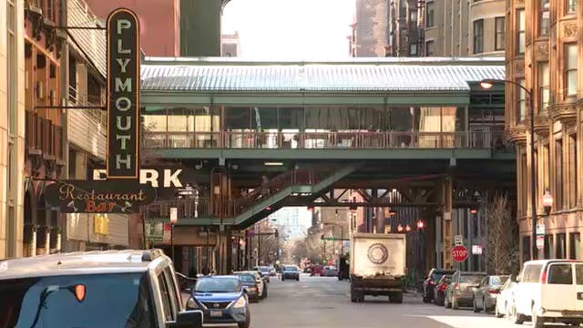 Man arrested after ‘randomly’ punching women in the face near Harold Washington Library: police
