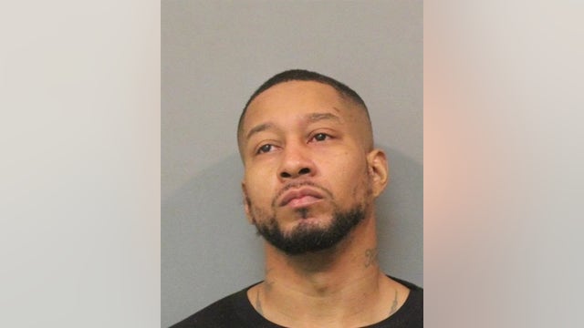 1 killed in 3-vehicle expressway crash in Hammond