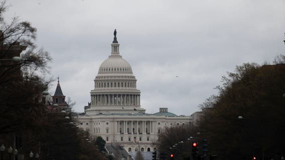 US unemployment claims shatter record as coronavirus hammers economy