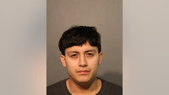 2 charged in shooting of 16-year-old girl on Northwest Side