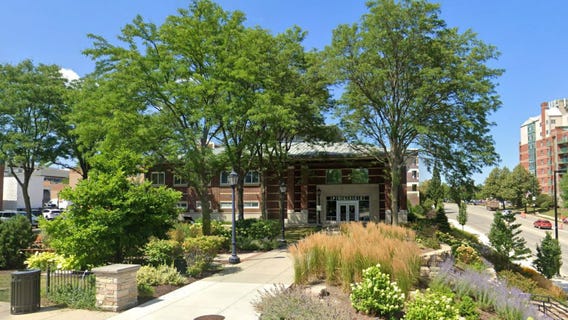 Employee of Elmhurst Police Department tests positive for COVID-19