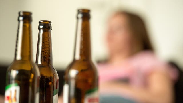 Coronavirus causing rise in drug, alcohol relapses among people in recovery, expert says